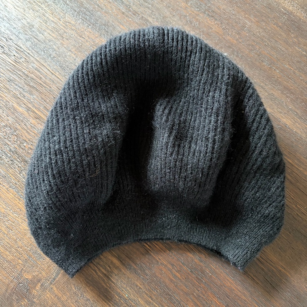 Charter Club 100% Cashmere Black Beanie Hat Ribbed Luxury Neutral Winter Outdoor